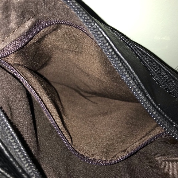 Black Purse - Picture 10 of 12